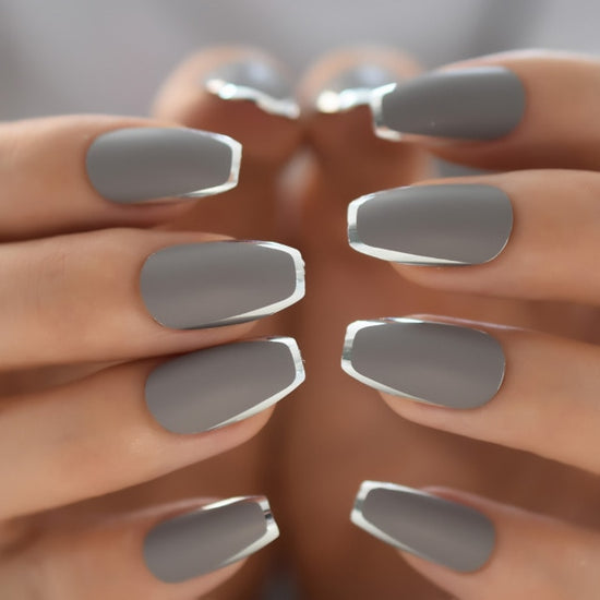 Faux Ongles Gris Mate | OnglesOnline