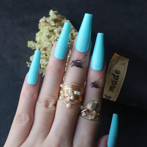 Faux Ongles Bleu Pâle Faux Ongles Bleu Pâle | OnglesOnline