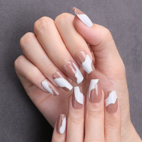 Faux Ongles Blanc et Marron | OnglesOnline