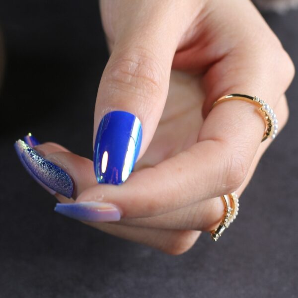 Faux Ongles Bleu Electrique Brillant | OnglesOnline