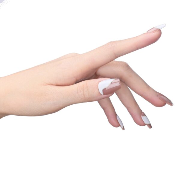Faux Ongles Blanc et Marron | OnglesOnline