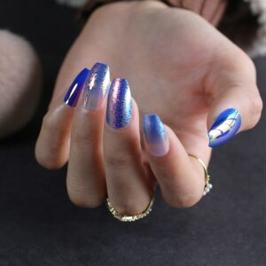 Faux Ongles Bleu Electrique Brillant | OnglesOnline