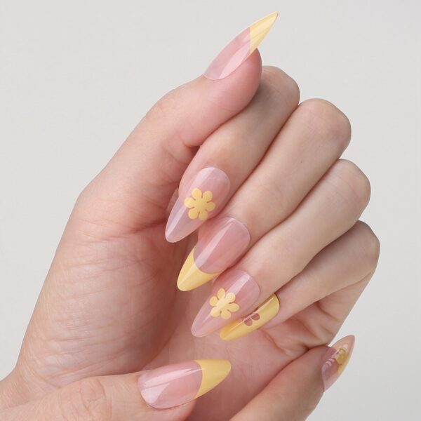 Faux Ongles Jaune à Motif Floral | OnglesOnline