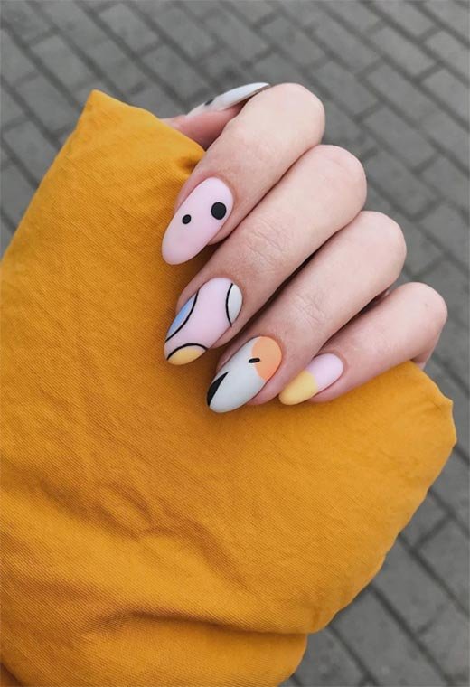 Ongles en Cercle des Années 70
