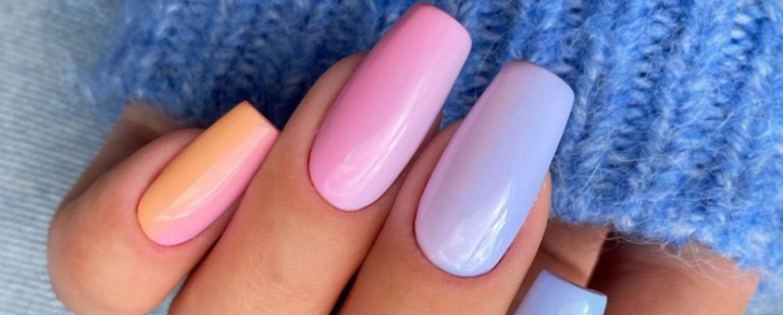 Idée d’Ongles Dégradé Pastel pour les Fêtes