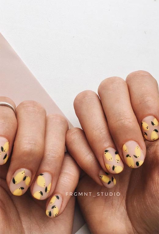 Nail Art Printanier aux Eclaboussures de Citron