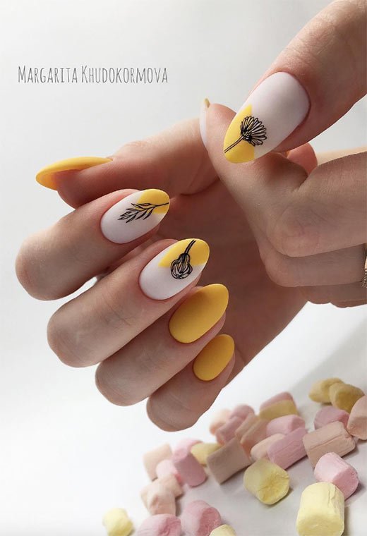 Ongles de Printemps Blanc & Jaune