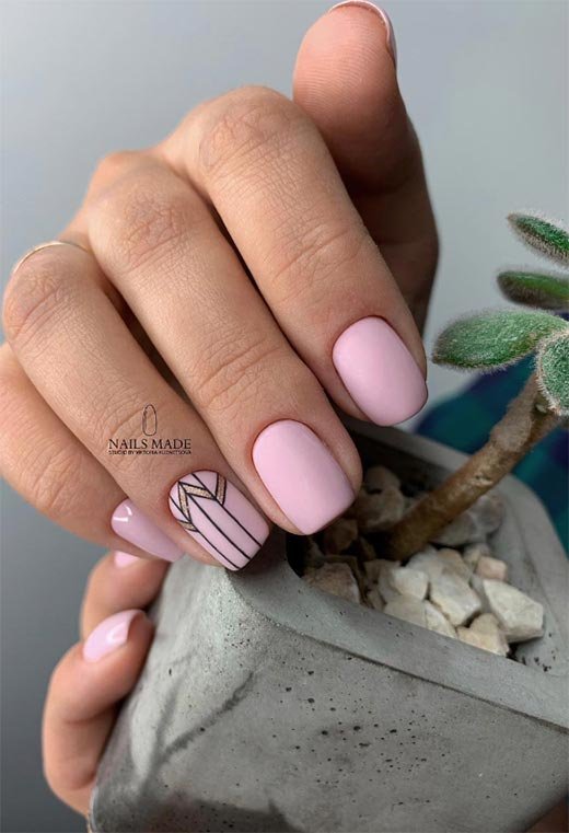 Ongles de Printemps en Rose