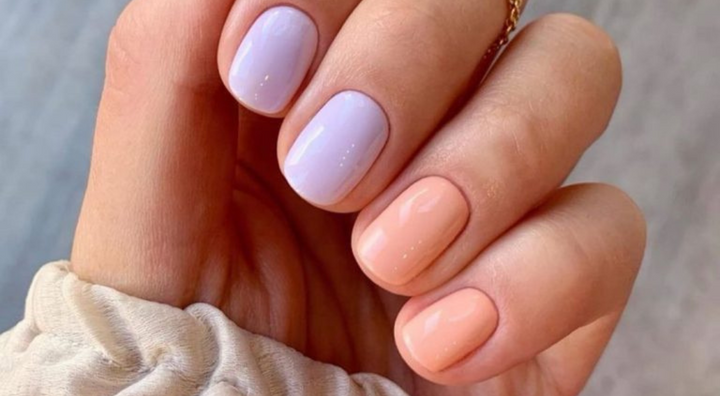 Idée d'Ongles Pastel Basiques et Doux avec Echange de Couleurs