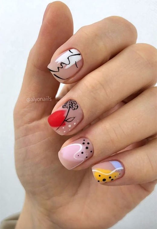 Ongles de Printemps Esquissés