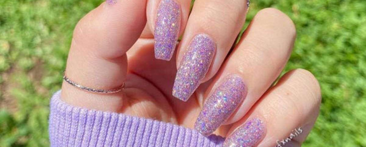 Idée d’Ongles Pailletés pour les Fêtes