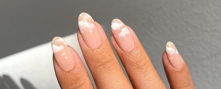 Idée d’Ongles Nuages pour les Fêtes