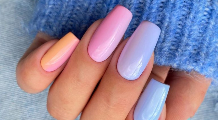 Idée d'Ongles Pastel Ombre Arc-en-ciel