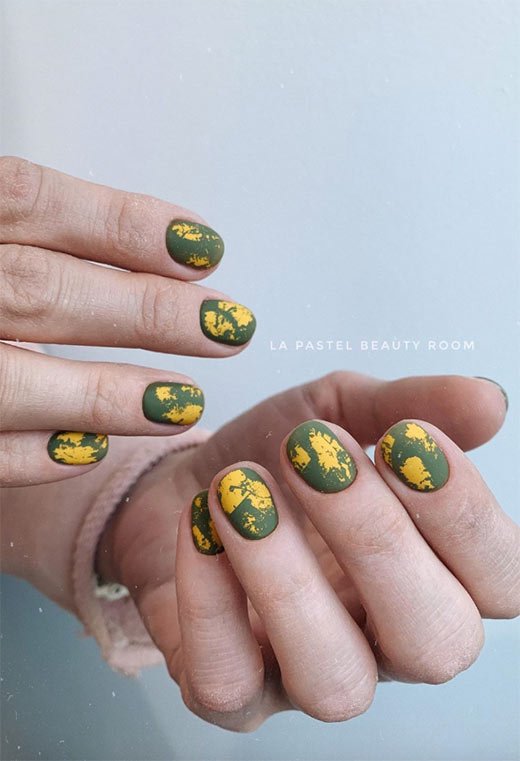 Ongles de Printemps Verts et Jaunes