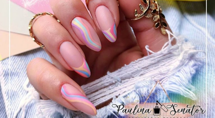 Idée d'Ongles Pastel Arc-en-ciel Tourbillonnant